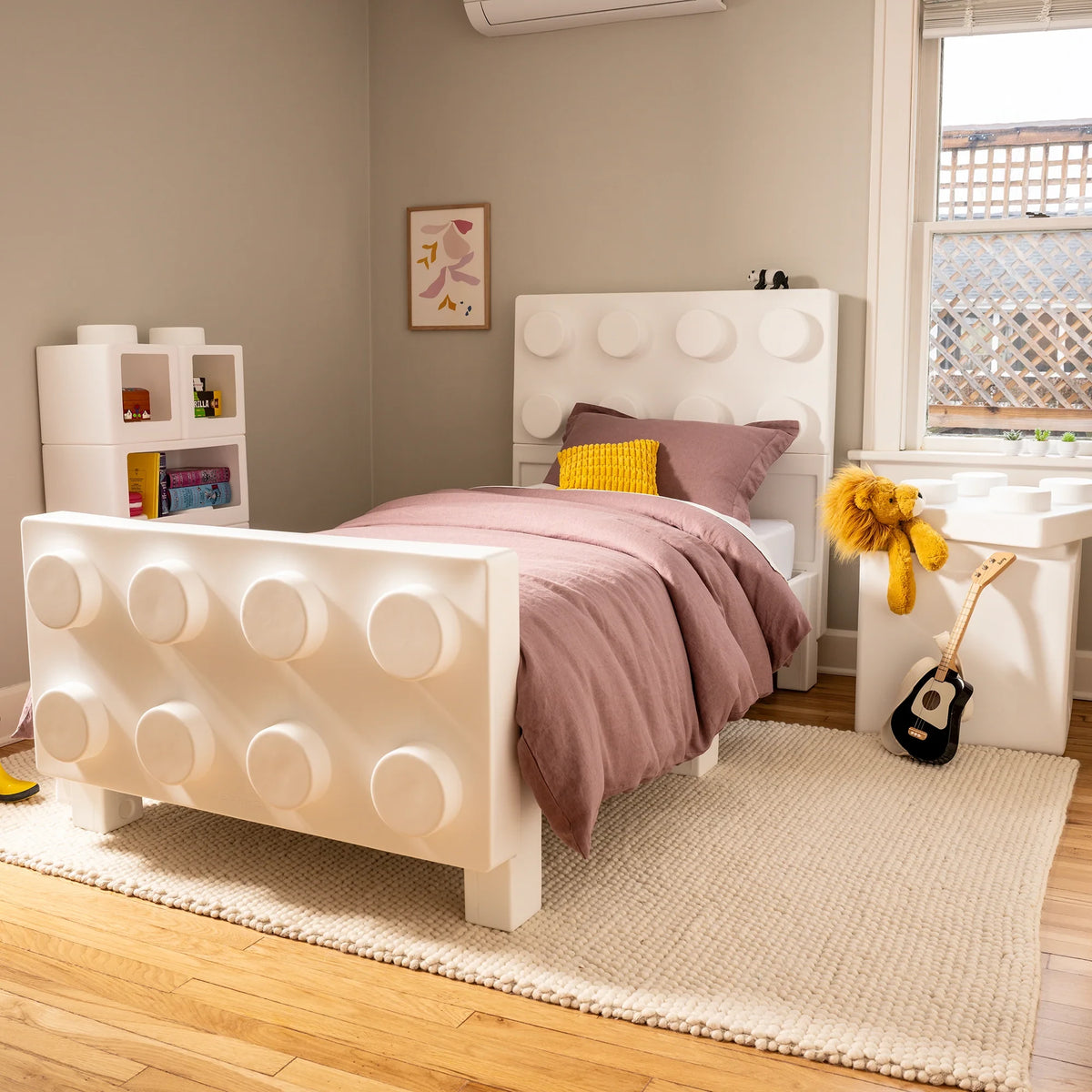 Contemporary Builders Twin Bed™